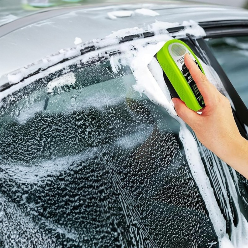 Hydrophobic Windshield Cleaner