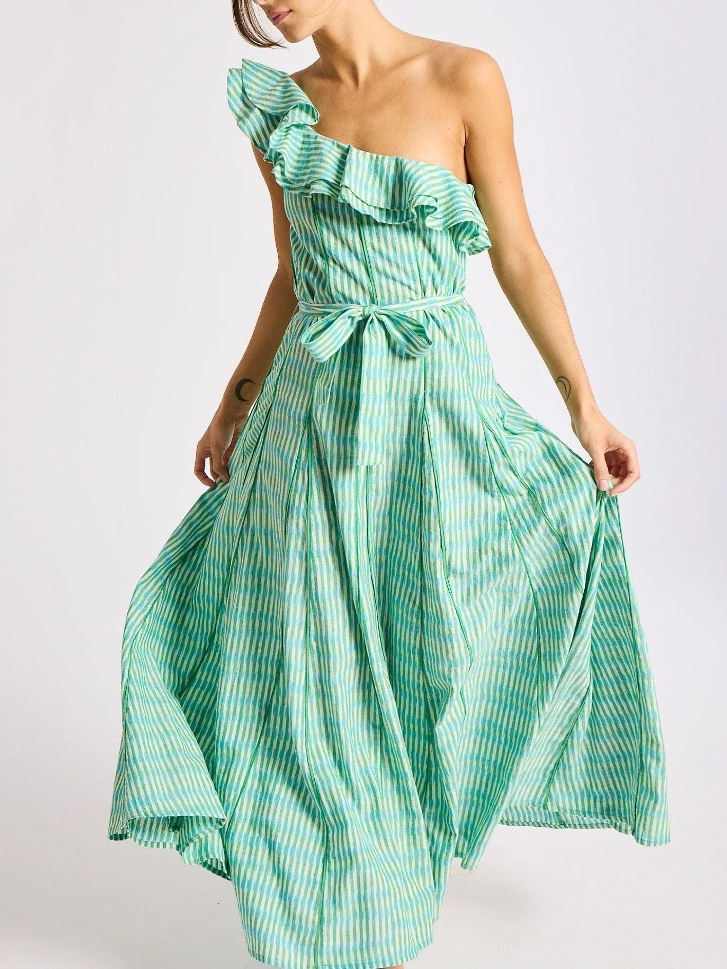 Godet Pleating Ruffle Detail Maxi Dress