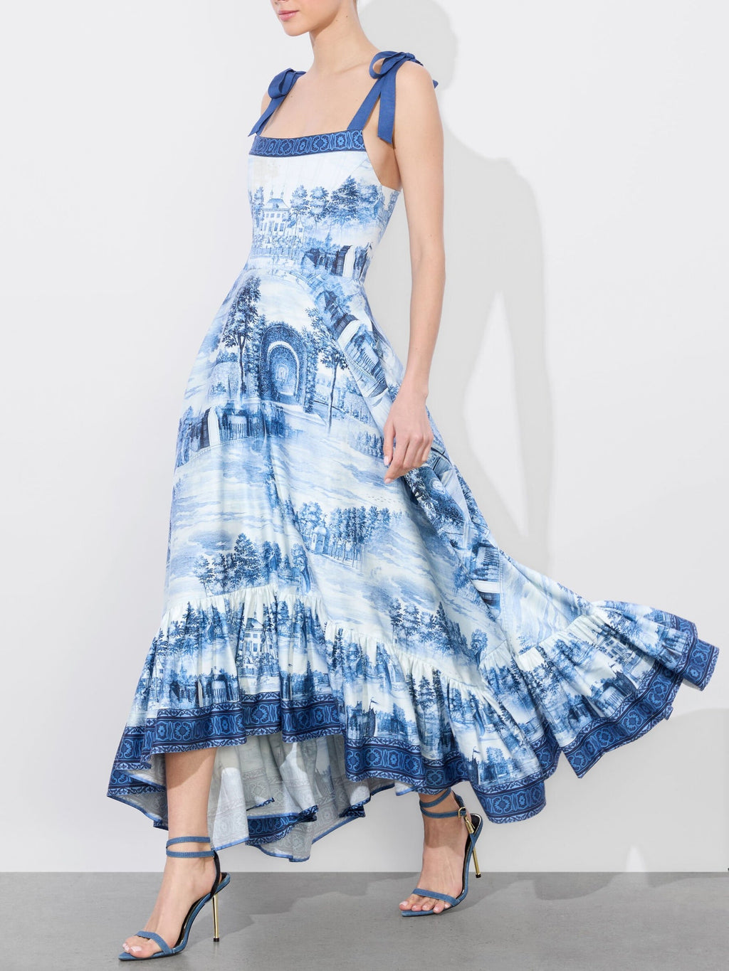 Romantic Floral Print Maxi Dress