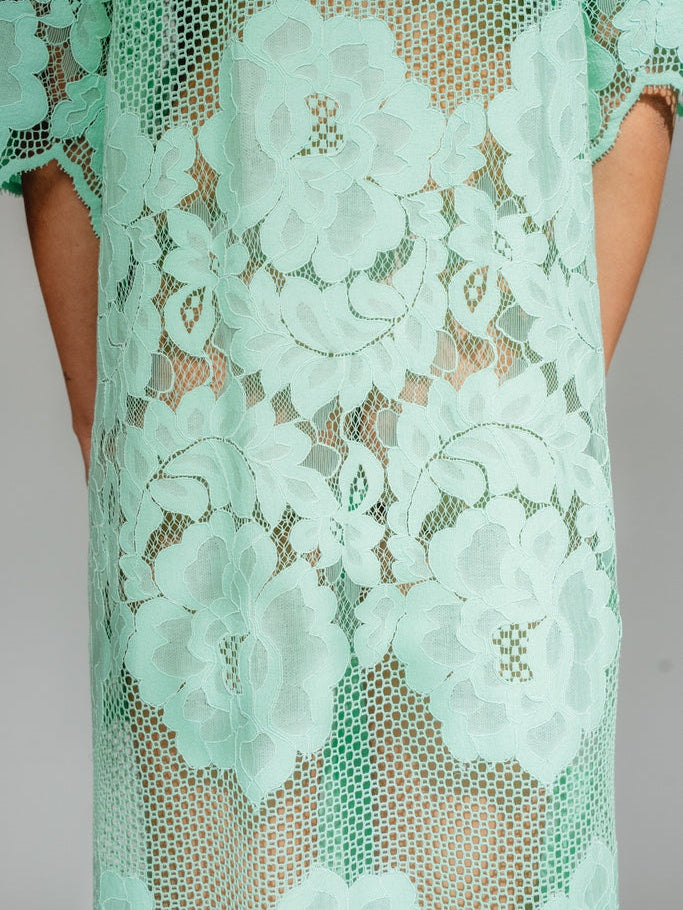 Wide Scalloped Sleeves A-line Maxi Dress